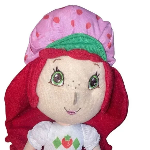 Y2K 2015 Small Strawberry Shortcake Plush Doll Stuffed Animal Collectible Toy - Picture 3 of 5